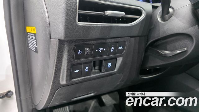 Hyundai Sonata (DN8) 2.0 Premium Family 2020 — фото 12