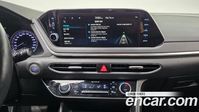 Hyundai Sonata (DN8) 2.0 Premium Family 2020 — фото 18
