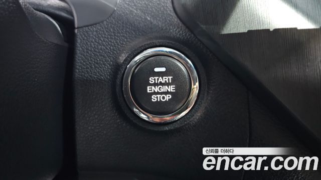 KG Mobility (SsangYong) Tivoli Armor Gear Edition 2WD 2018 — фото 16