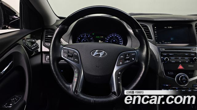 Hyundai Grandeur (HG) HG300 Exclusive Special 2015 — фото 14