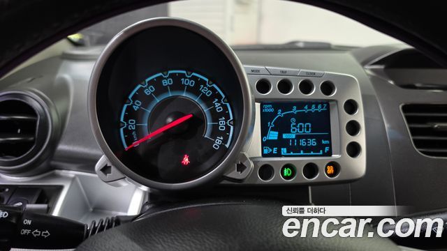Chevrolet Spark LPG LT Standard 2012 — фото 8