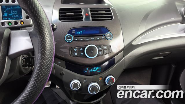 Chevrolet Spark LPG LT Standard 2012 — фото 14