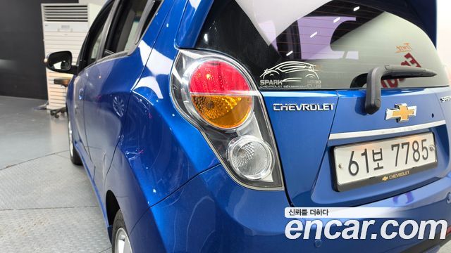 Chevrolet Spark LPG LT Standard 2012 — фото 23