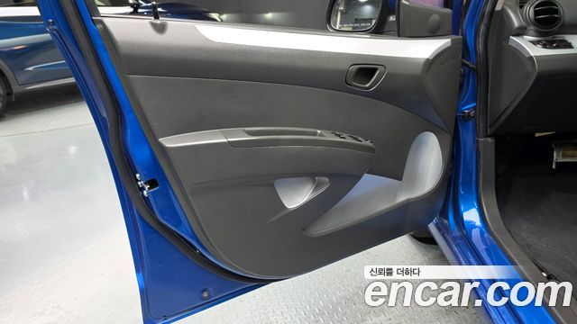 Chevrolet Spark LPG LT Standard 2012 — фото 24