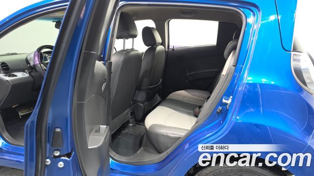 Chevrolet Spark LPG LT Standard 2012 — фото 26