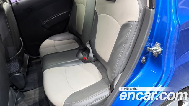 Chevrolet Spark LPG LT Standard 2012 — фото 30