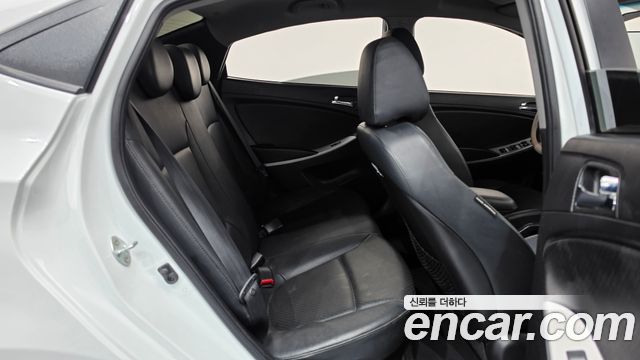 Hyundai Accent (New) 1.4 VVT Modern 2015 — фото 12