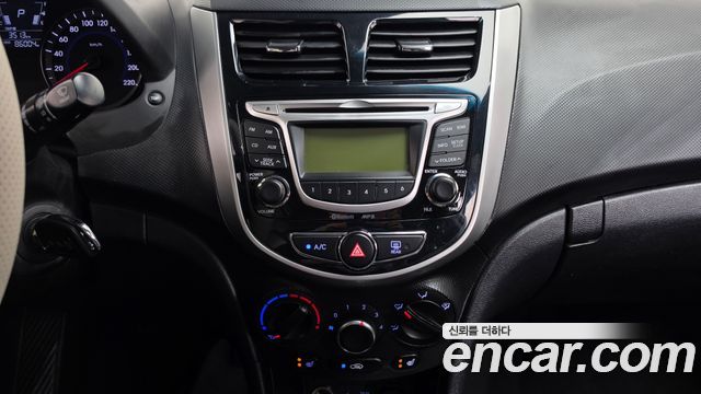 Hyundai Accent (New) 1.4 VVT Modern 2015 — фото 14