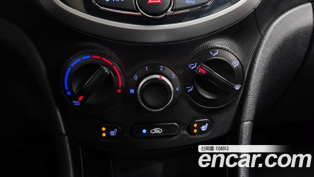 Hyundai Accent (New) 1.4 VVT Modern 2015 — фото 15