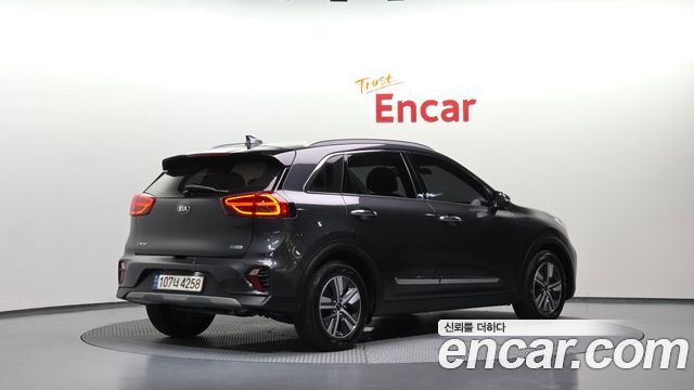 Kia Niro 1.6 HEV Noblesse Special 2020 — фото 2