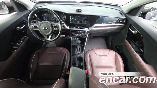 Kia Niro 1.6 HEV Noblesse Special 2020 — фото 7