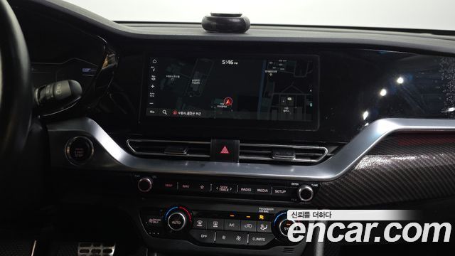 Kia Niro 1.6 HEV Noblesse Special 2020 — фото 14