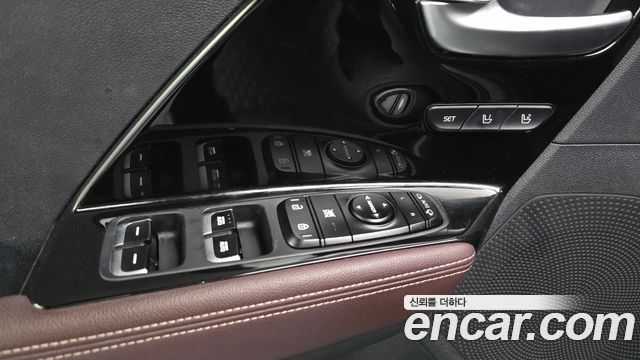 Kia Niro 1.6 HEV Noblesse Special 2020 — фото 27