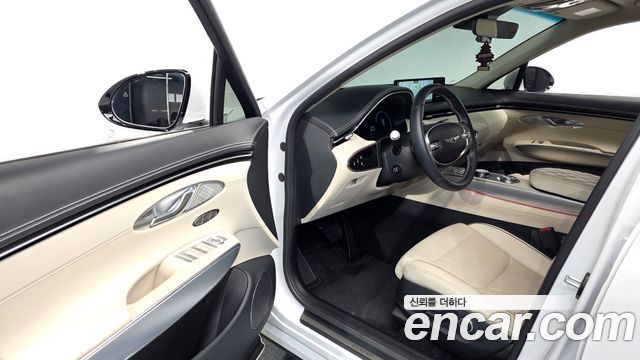 Genesis GV70 2.5T Gasoline 2WD 2023 — фото 10