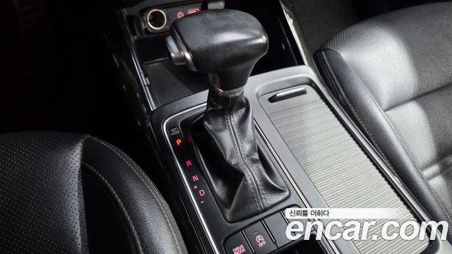Kia Sorento Diesel 2.0 2WD Luxury 2018 — фото 9