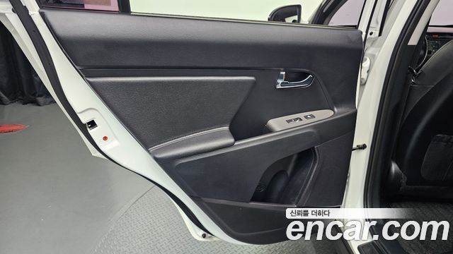 Kia Sportage R Diesel 2WD ACE 2016 — фото 25