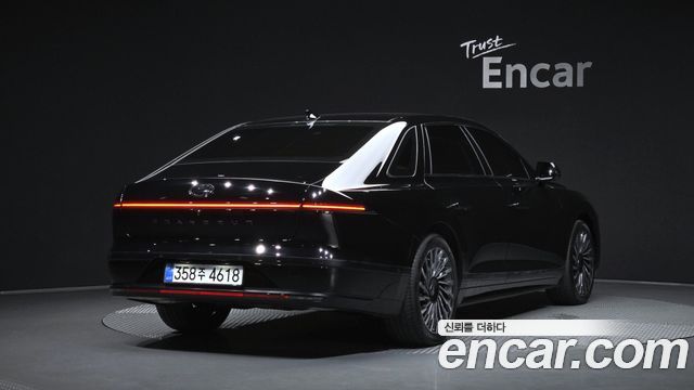 Hyundai Grandeur Hybrid (GN7) Honors 2026 — фото 2
