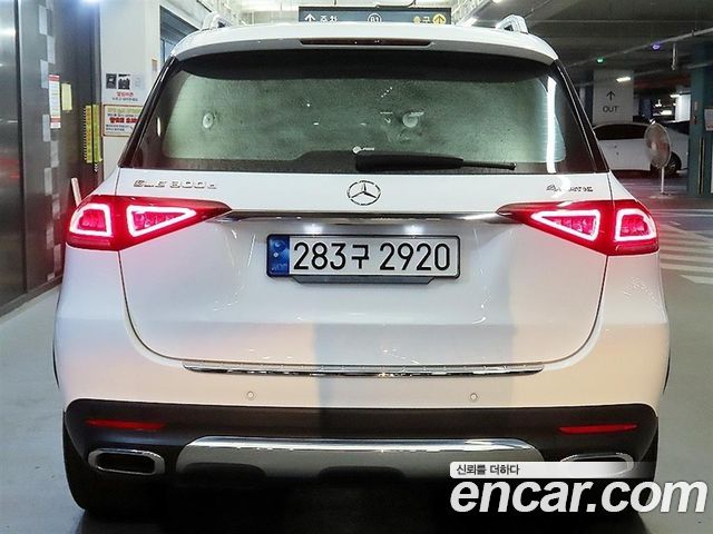 Mercedes-Benz GLE-Class (W167) GLE300d 4MATIC 2022 — фото 5