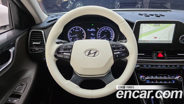 Hyundai Grandeur (IG) 2.4 Premium 2018 — фото 12