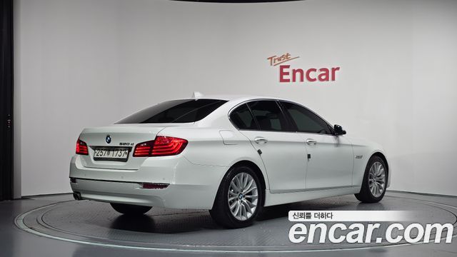 BMW 5 Series (F10) 520d Luxury 2014 — фото 2