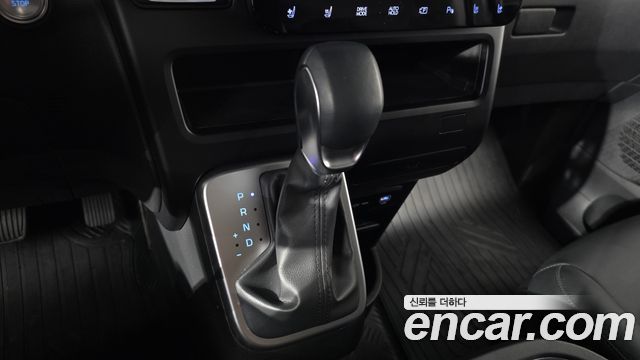 Hyundai Staria L3.5 Cargo 5-Seater Modern 2025 — фото 9