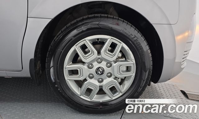 Hyundai Staria L3.5 Cargo 5-Seater Modern 2025 — фото 21