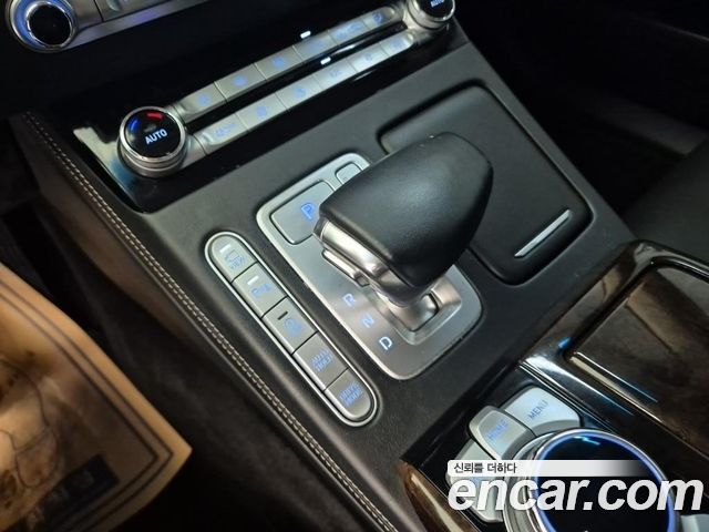 Genesis G90 3.8 AWD Premium Luxury 2021 — фото 17