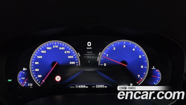 BMW 5 Series (G30) 530i xDrive M Sport Package Plus 2019 — фото 8