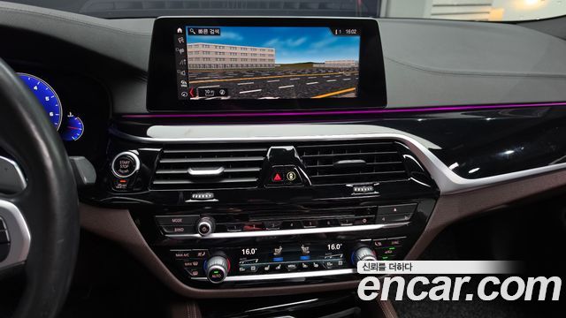 BMW 5 Series (G30) 530i xDrive M Sport Package Plus 2019 — фото 13