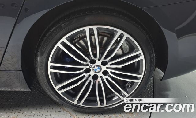 BMW 5 Series (G30) 530i xDrive M Sport Package Plus 2019 — фото 21