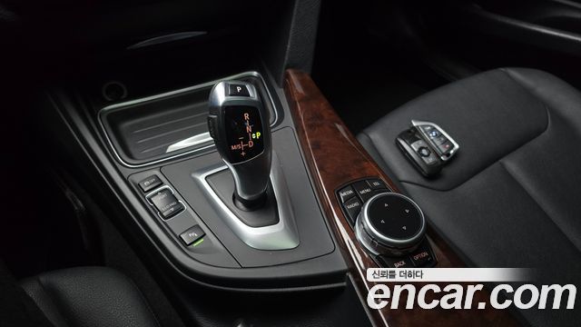 BMW 3 Series (F30) 320d xDrive 2013 — фото 9