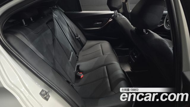 BMW 3 Series (F30) 320d xDrive 2013 — фото 11