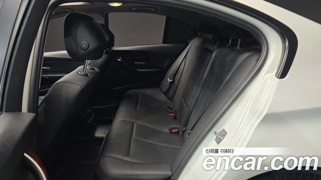 BMW 3 Series (F30) 320d xDrive 2013 — фото 12