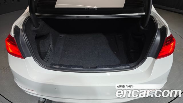 BMW 3 Series (F30) 320d xDrive 2013 — фото 20