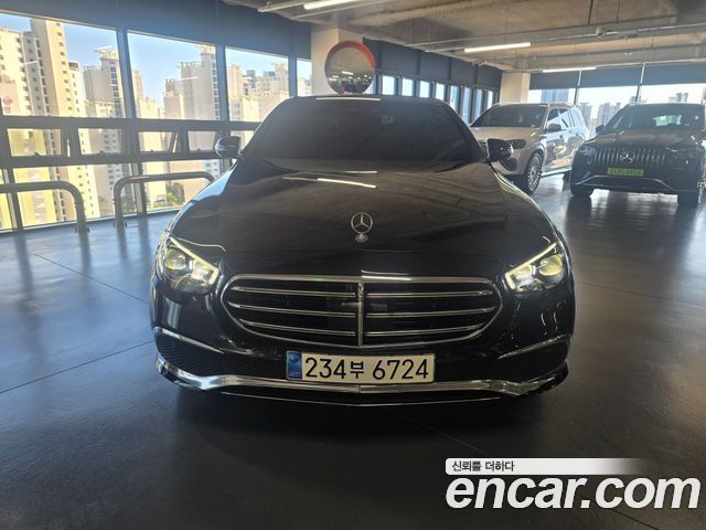 Mercedes-Benz E-Class (W213) E300e 4MATIC Exclusive 2023 — фото 3