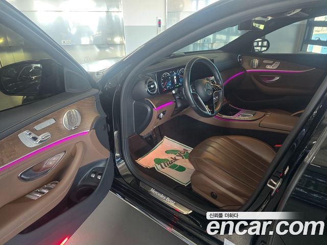 Mercedes-Benz E-Class (W213) E300e 4MATIC Exclusive 2023 — фото 9
