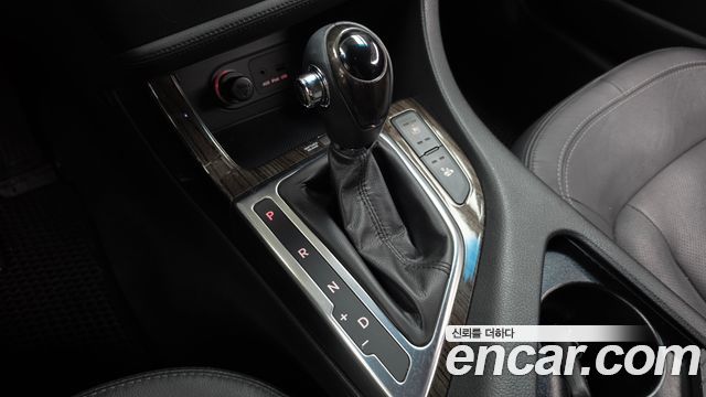 Kia K5 2.0 Prestige Standard 2013 — фото 9