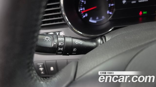 Kia K5 2.0 Prestige Standard 2013 — фото 18