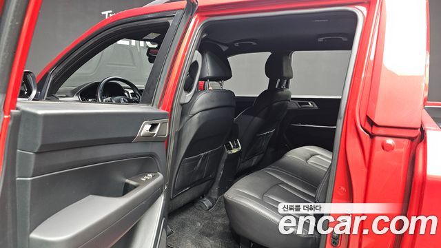 KG Mobility (SsangYong) Rexton Sports Khan Diesel 2.2 4WD Professional X (5-Link) 2019 — фото 12