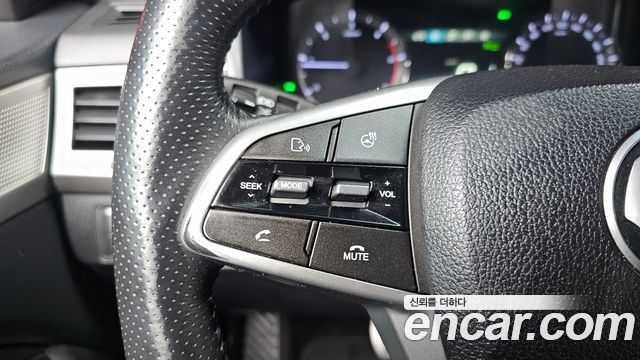 KG Mobility (SsangYong) Rexton Sports Khan Diesel 2.2 4WD Professional X (5-Link) 2019 — фото 17