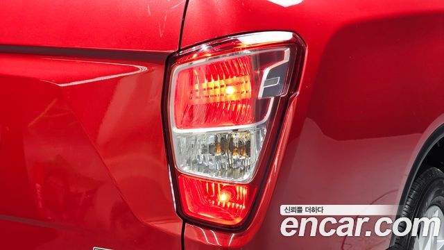 KG Mobility (SsangYong) Rexton Sports Khan Diesel 2.2 4WD Professional X (5-Link) 2019 — фото 23