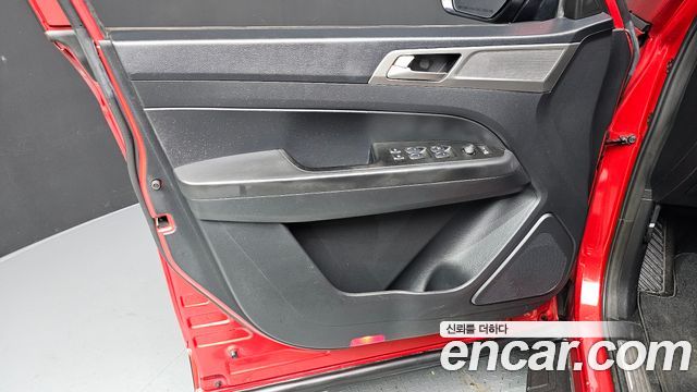 KG Mobility (SsangYong) Rexton Sports Khan Diesel 2.2 4WD Professional X (5-Link) 2019 — фото 24