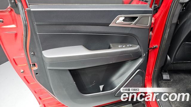 KG Mobility (SsangYong) Rexton Sports Khan Diesel 2.2 4WD Professional X (5-Link) 2019 — фото 25