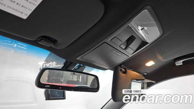 KG Mobility (SsangYong) Rexton Sports Khan Diesel 2.2 4WD Professional X (5-Link) 2019 — фото 29