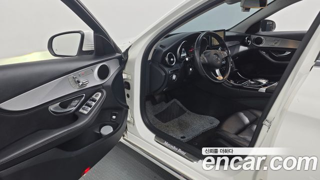 Mercedes-Benz C-Class (W205) C220 BlueTEC Avantgarde 2015 — фото 10