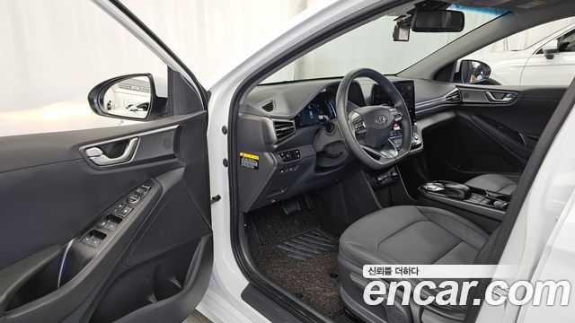 Hyundai Ioniq Electric N 2020 — фото 10