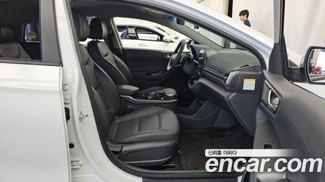 Hyundai Ioniq Electric N 2020 — фото 11