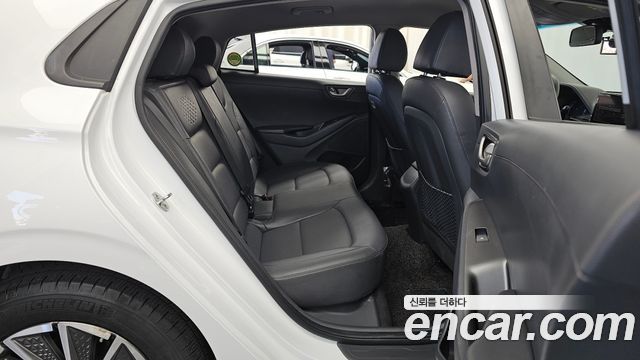 Hyundai Ioniq Electric N 2020 — фото 12