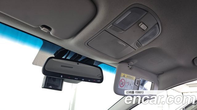 Hyundai Ioniq Electric N 2020 — фото 17