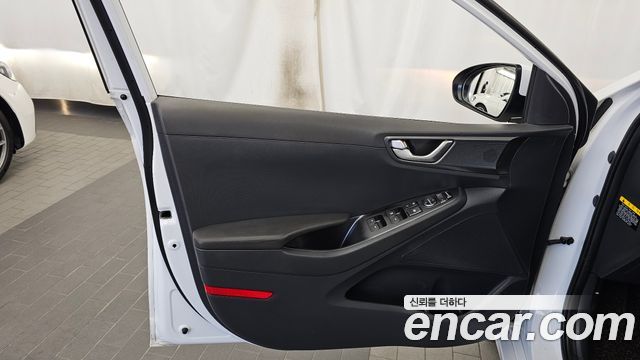 Hyundai Ioniq Electric N 2020 — фото 24